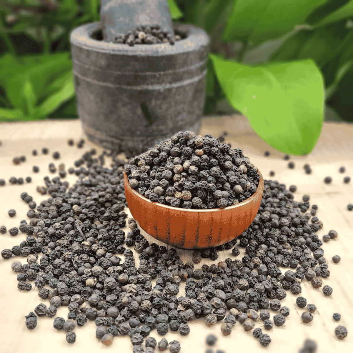 Premium Malabar Black Pepper Whole Peppercorns in Wooden Bowl Naturally Aromatic Sirigrains
